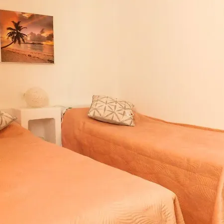 Casa De Feliz Aldea Del Mar * 또레비에하